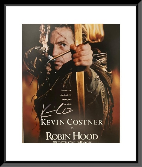 Robin Hood Kevin Costner Signed Photo - Selling No Reserve!