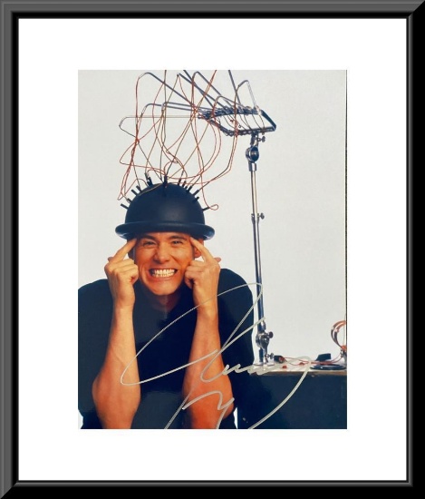 Jim Carrey Signed Photo - Selling No Reserve!