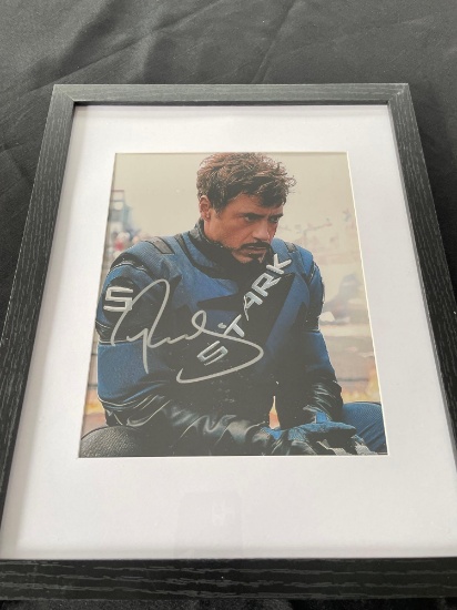 Iron Man signed movie photo autographed by Robert Downey Jr. 8x10 inches- SELLING NO RESERVE!