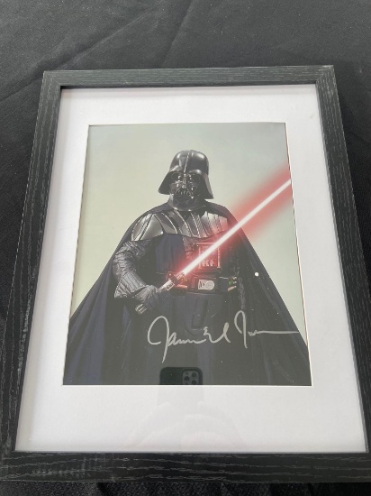 Star Wars James Earl Jones signed photo. 8x10 inches - SELLING NO RESERVE!