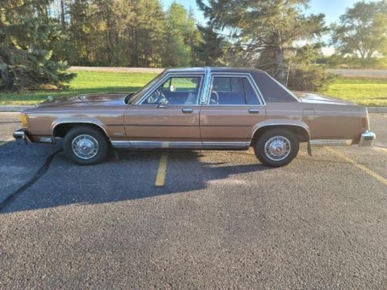 1984 Ford LTD Crown Victoria - SELLING NO RESERVE!