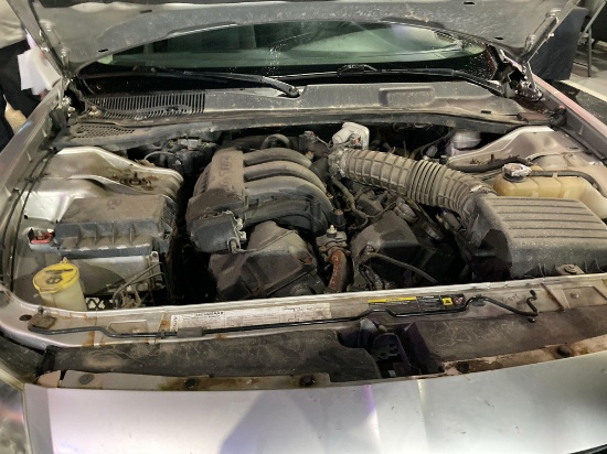 2006 Dodge Magnum - SELLING NO RESERVE!