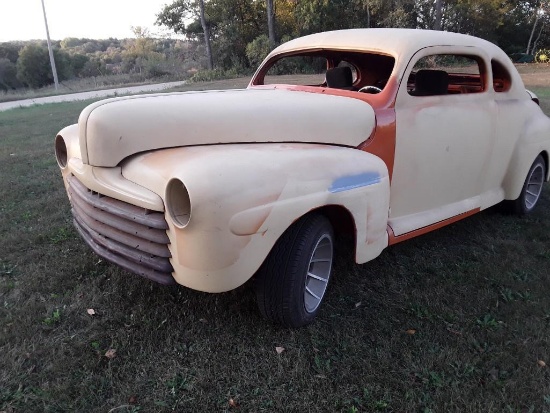 1948 Ford 2 Door Coupe