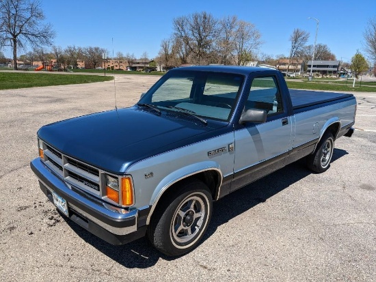 1987 Dodge Dakota