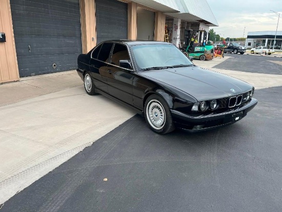 1991 BMW M5