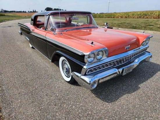 1959 Ford Skyliner