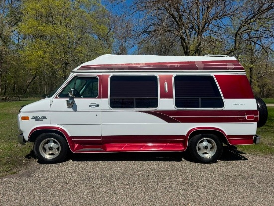 1994 Chevrolet G20 Conversion Van - SELLING NO RESERVE