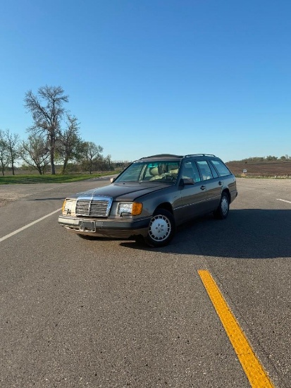 1991 Mercedes Benz 300TE - SELLING NO RESERVE