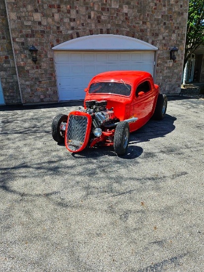 1936 Ford 2 Dr Coupe
