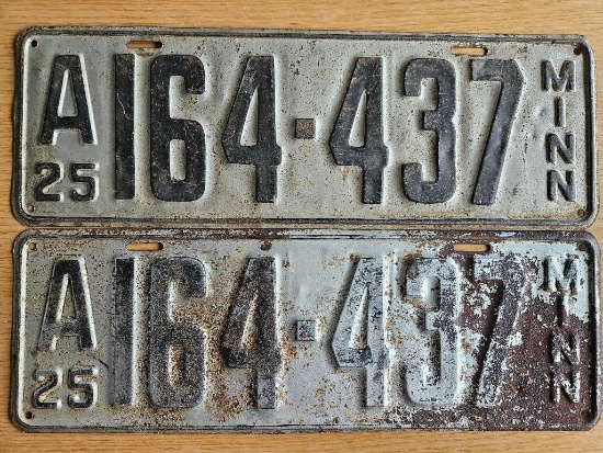 Pair of 1925 Minnesota License Plates - SELLING NO RESERVE