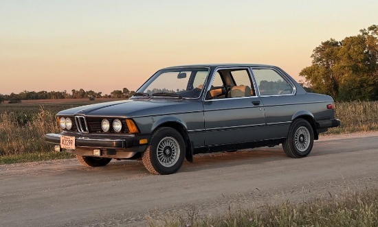 1982 BMW 320i - SELLING NO RESERVE