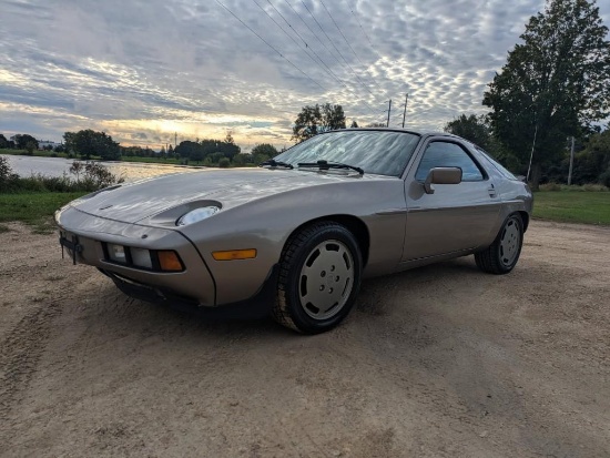 1984 Porsche 928