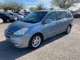 2004 Toyota Sienna Van LIMITED