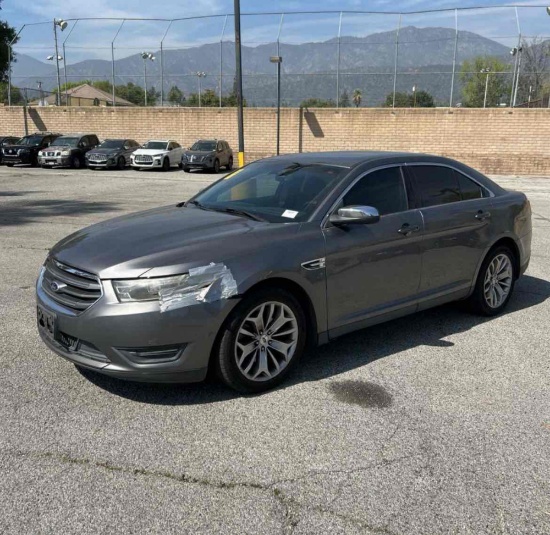2013 Ford Taurus