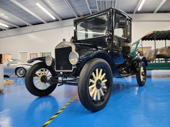 1925 Ford Model T Doctor's Coupe