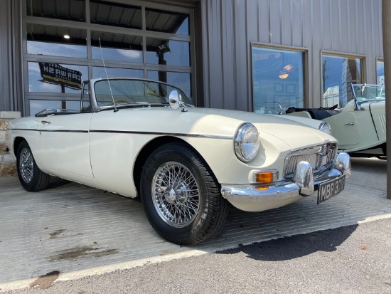 1966 MG B