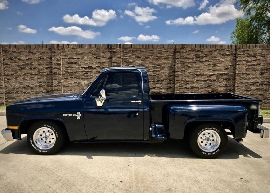 1986  Chevrolet C10 Custom Deluxe