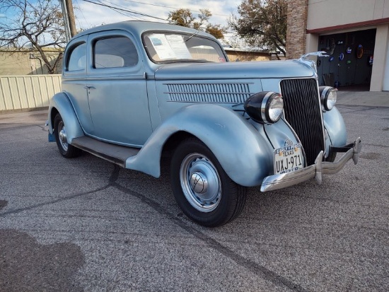 1936 Ford Deluxe