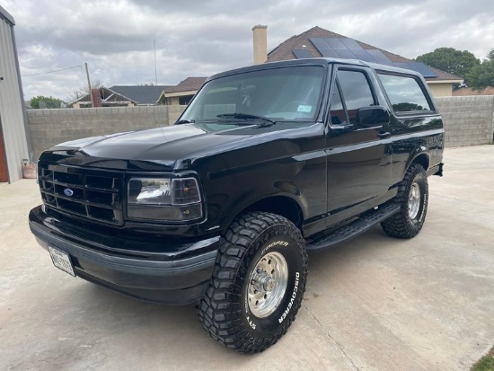 1995 Ford Bronco XLT