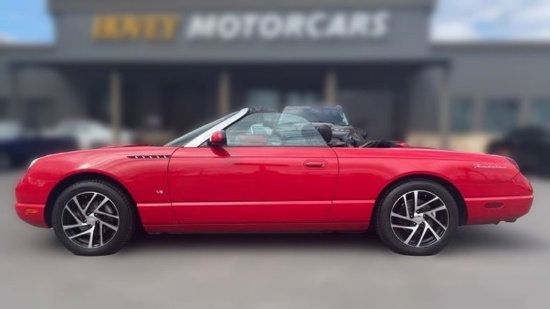 2004 Ford Thunderbird Deluxe