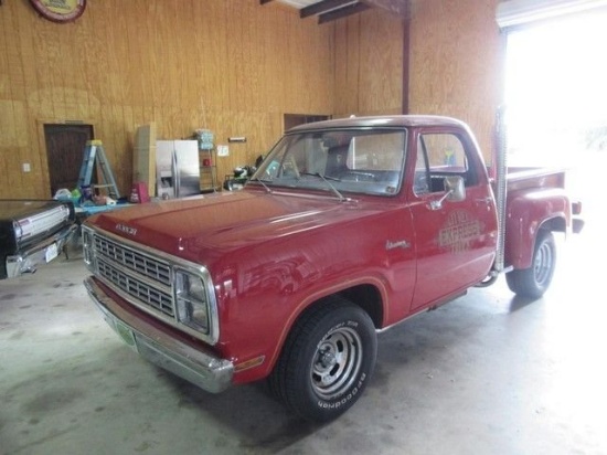 1979 Dodge Adventurer 150 Lil Red Express Truck