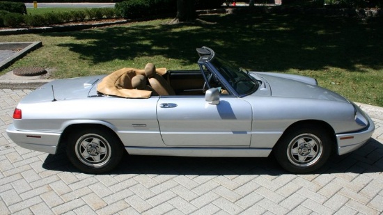 1991 Alfa Romeo Spider Veloce Series 4