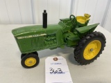 John Deere 3010