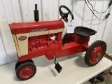 Farmall 560