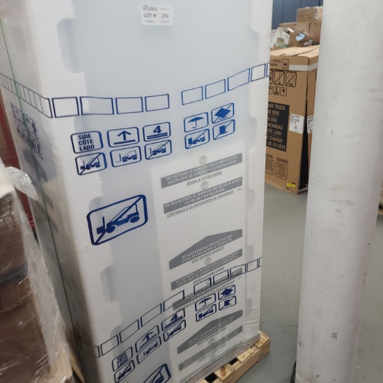 Frigidaire White 16 Cubic Foot Fridge
