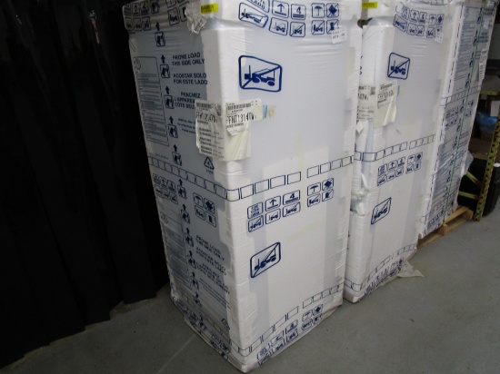 Frigidaire 18 Cu Ft Fridge, White