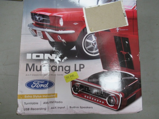 Ion Mustang Record Player