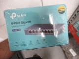 TP-LINK 8-PORT GIGABIT SWITCH