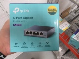 TP-LINK 5-PORT GIGABIT SWITCH