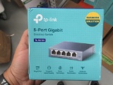 TP-LINK 5-PORT SWITCH