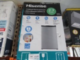 HISENSE FREESTANDING MINI FRIDGE