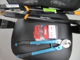 CHAIN AND TWO SET OF LOPPERS