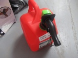 SCEPTER PLASTIC GASOLINE CAN