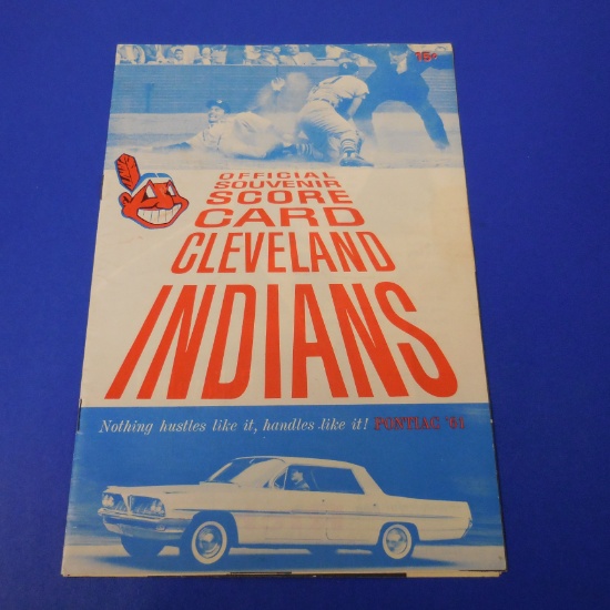 1961 CLEVELAND INDIANS OFFICIAL SOUVENIR SCORE CARD WITH PONTIAC ON FRONT