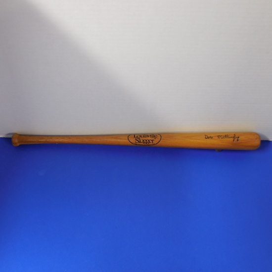 MINI LOUSVILLE SLUGGER DON MATTINGLY BAT AS IS