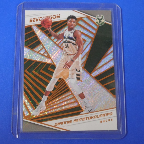 2018-19 PANINI REVOLUTION GIANNIS ANTETOKOUNMPO HOLO BUCKS