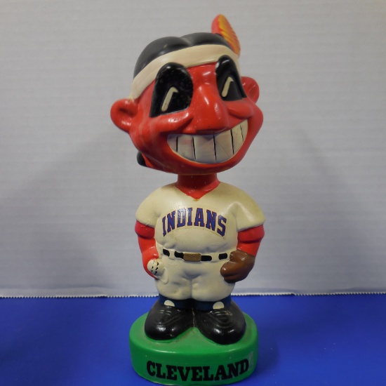 RETRO STYLE CLEVELAND INDIANS BOBBLEHEAD DOLL SEE PHOTOS SOME DAMAGE