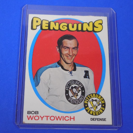 1971-72 TOPPS #28 BOB WOYTOWICH PENGUINS