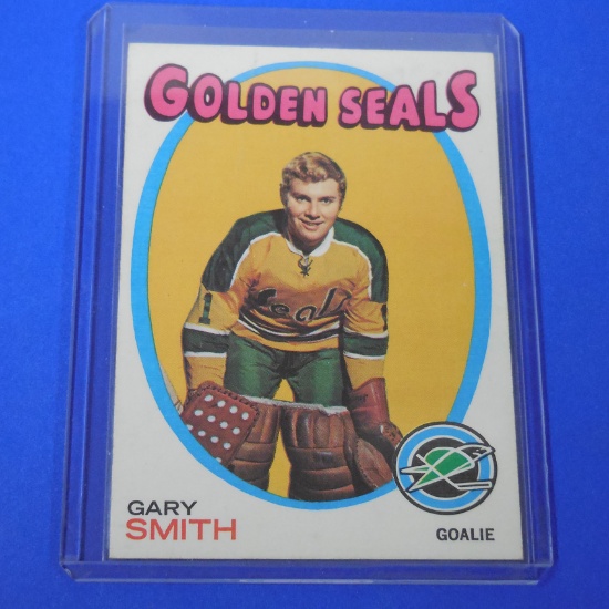 1971-72 TOPPS #124 GARY SMITH GOLDEN SEALS