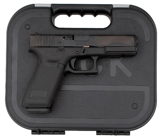 *Glock Model 17 Gen 5 Pistol in Hard Shell Case