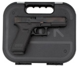 *Glock Model 17 Gen 5 Pistol in Hard Shell Case