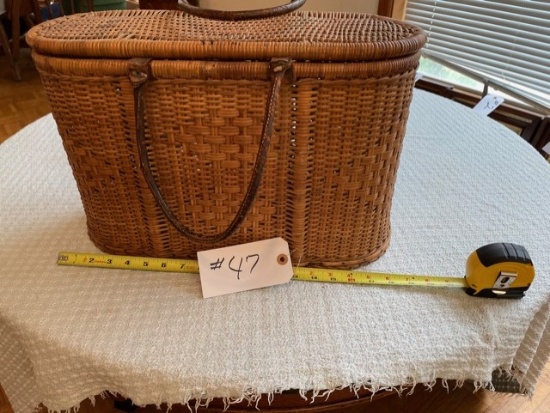 Picknic Baskets with Leather Handles
