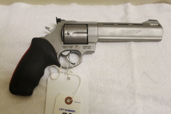 TAURUS RAGING BULL, 480 RUGER, 5 SHOT