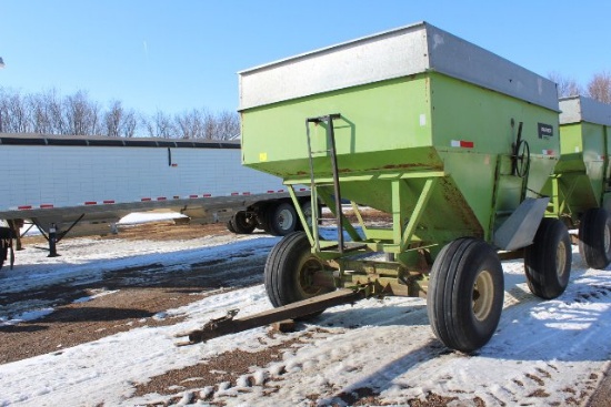 PARKER 2500 GRAVITY BOX ON 12 TON GEAR,