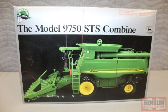 1/32 JD 9750 STS COMBINE WITH HEADS, SERIES