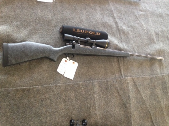 WEATHERBY 300 WBY--MAG MARK V, LEOPOLD SCOPE,